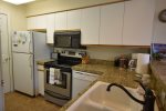 MH204 Fully Equipped Kitchen with Granite Counter tops 